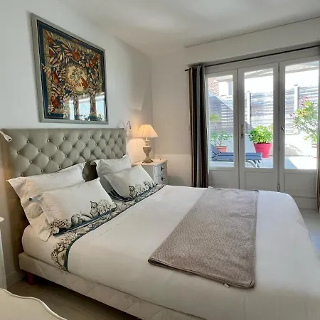 Appartement 120m2 Avec Deux Terrasses Ensoleillées à *