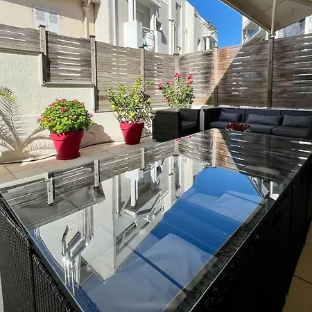 Appartement 120m2 Avec Deux Terrasses Ensoleillées à Biarritz